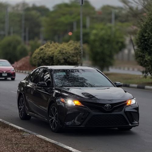 First Come First Served – Toyota Camry SE 2018 Foreign Used