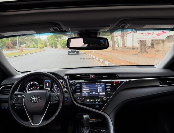 First Come First Served – Toyota Camry SE 2018 Foreign Used