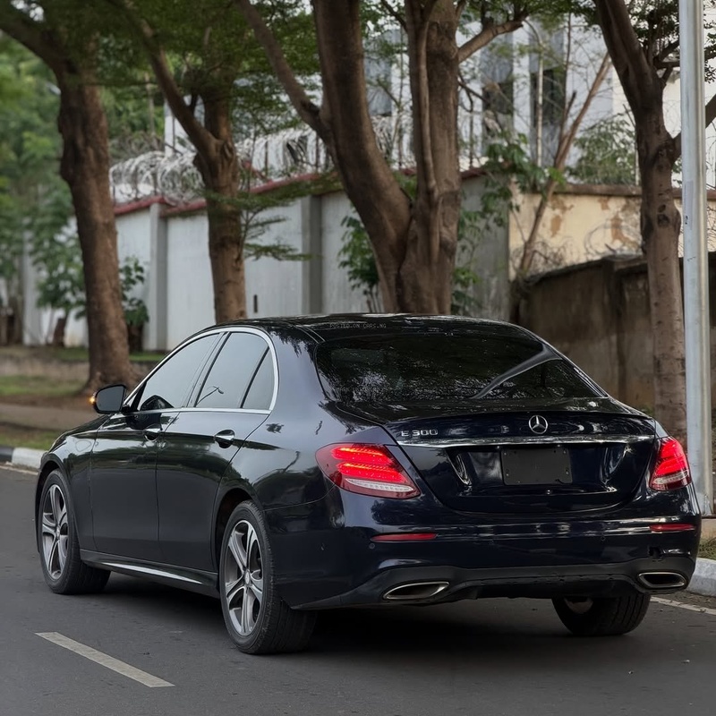 First Come First Served – Mercedes-Benz E300 2017 – Foreign Used  image