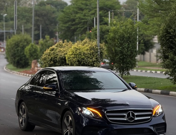 First Come First Served – Mercedes-Benz E300 2017 – Foreign Used 