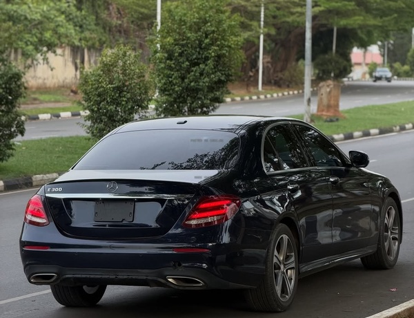 First Come First Served – Mercedes-Benz E300 2017 – Foreign Used 