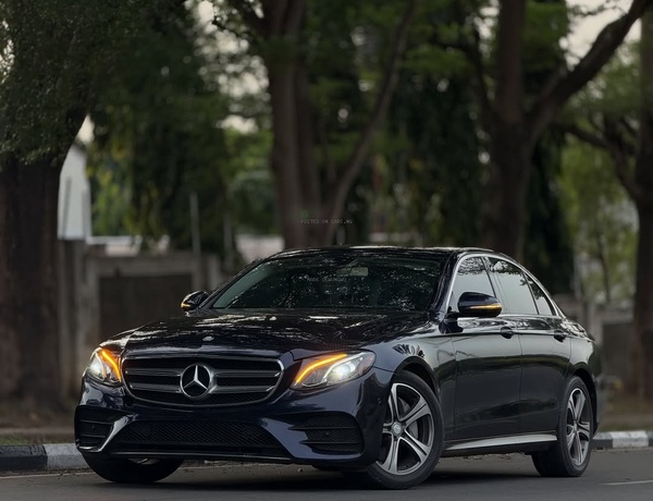 First Come First Served – Mercedes-Benz E300 2017 – Foreign Used 