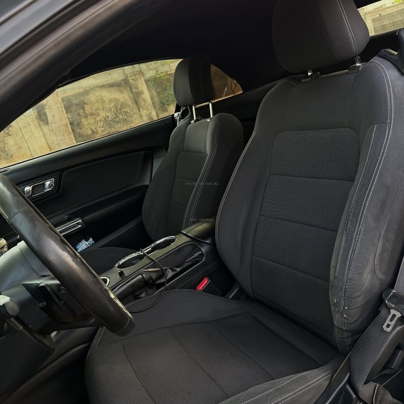 FORD MUSTANG 2015 CONVERTIBLE – SPORT CAR, CLEAN & POWERFUL image