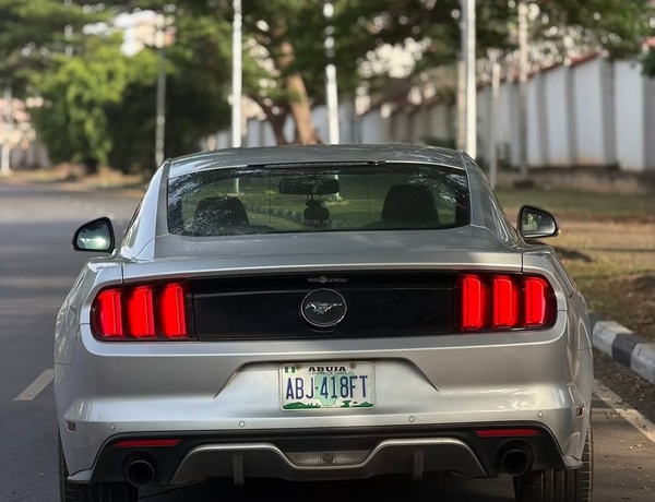 2015 FORD MUSTANG  FOREIGN USED – First Body, Excellent Condition
