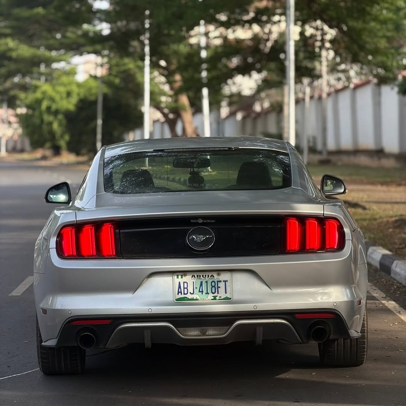 2015 FORD MUSTANG  FOREIGN USED – First Body, Excellent Condition image