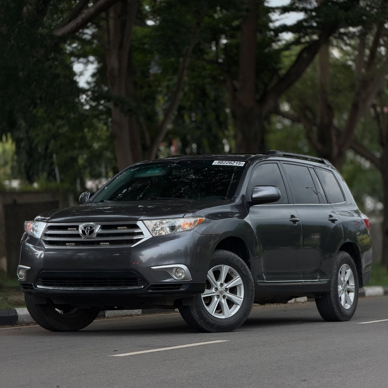 Foreign Used Toyota Highlander 2011 in Abuja image