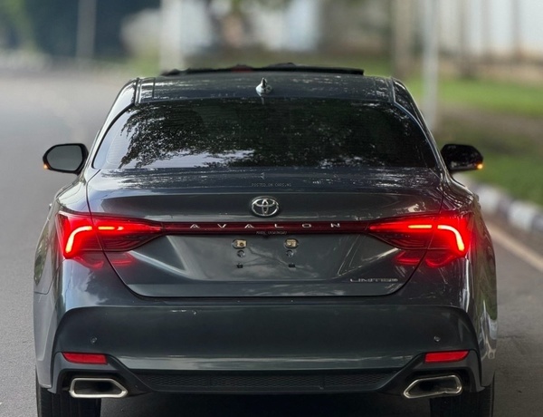 Foreign Used 2019 Avalon in Abuja