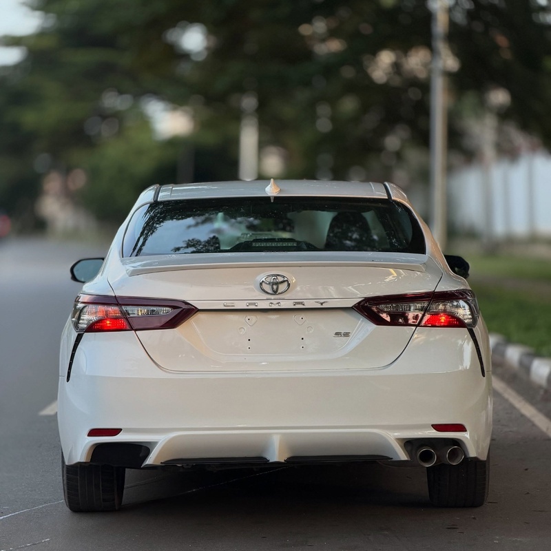 Foreign Used 2019 Toyota Camry SE For Sale image