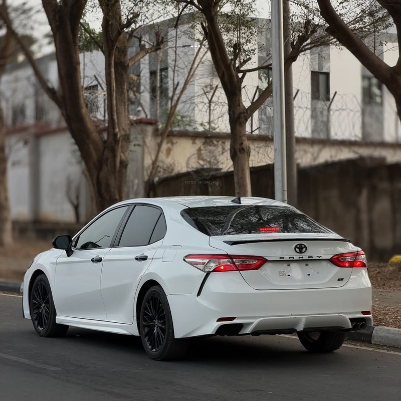 Foreign Used 2021 Toyota Camry for Sale In Abuja image