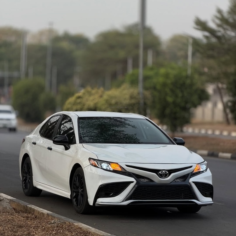 Foreign Used 2021 Toyota Camry for Sale In Abuja image