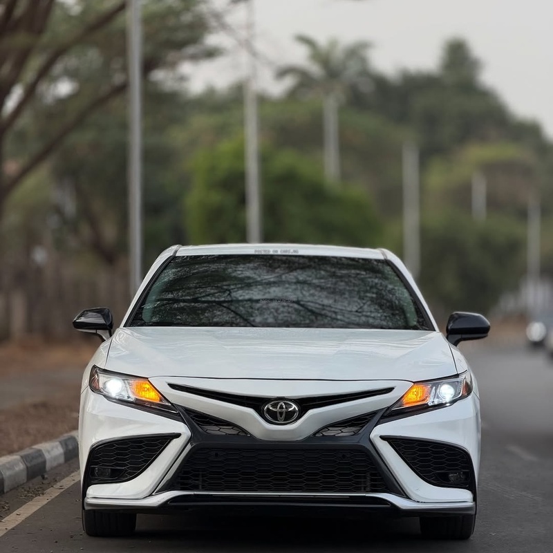 Foreign Used 2021 Toyota Camry for Sale In Abuja image