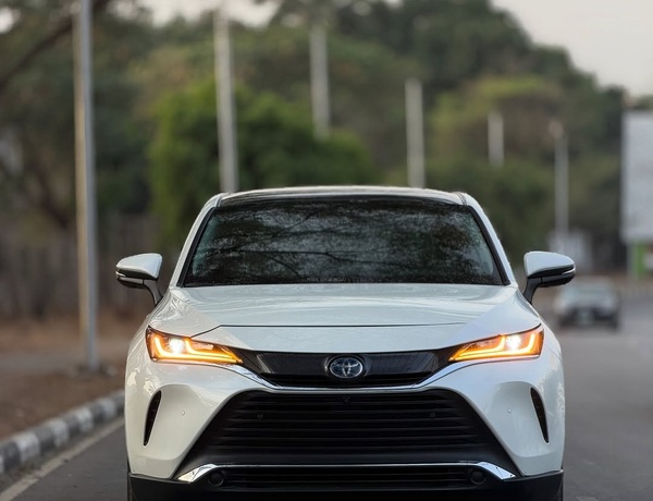 Foreign Used 2022 Toyota Venza for Sale In Abuja