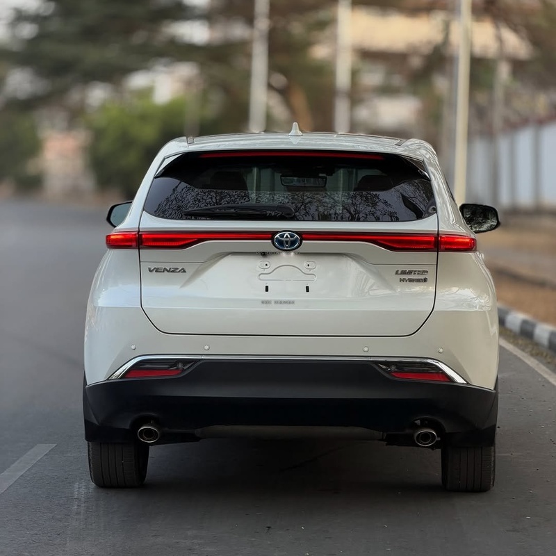 Foreign Used 2022 Toyota Venza for Sale In Abuja image
