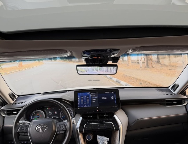 Foreign Used 2022 Toyota Venza for Sale In Abuja