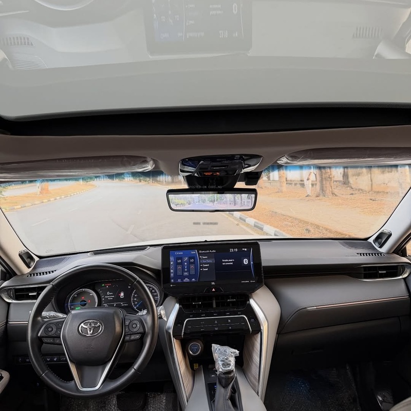 Foreign Used 2022 Toyota Venza for Sale In Abuja image