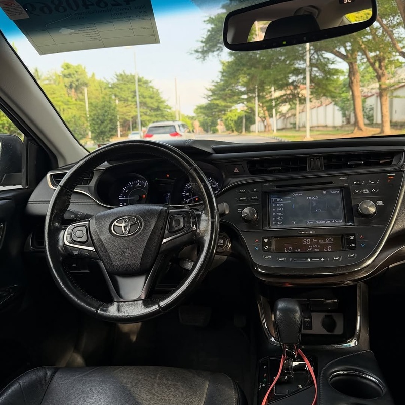 2016 TOYOTA AVALON XLE – FOREIGN USED | FULL SIZE LUXURY SEDAN image
