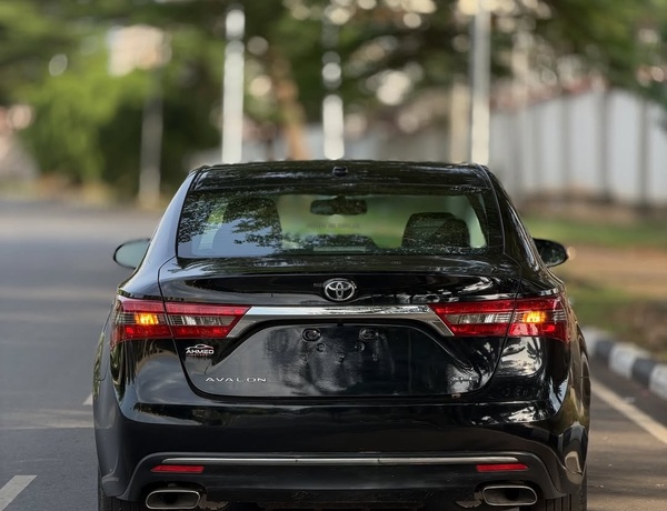 2016 TOYOTA AVALON XLE – FOREIGN USED | FULL SIZE LUXURY SEDAN