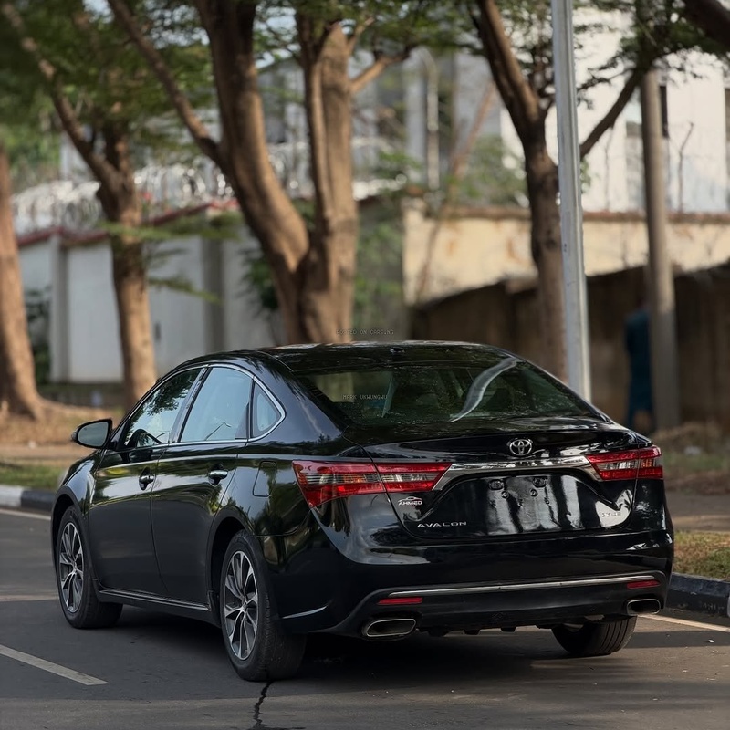 2016 TOYOTA AVALON XLE – FOREIGN USED | FULL SIZE LUXURY SEDAN image