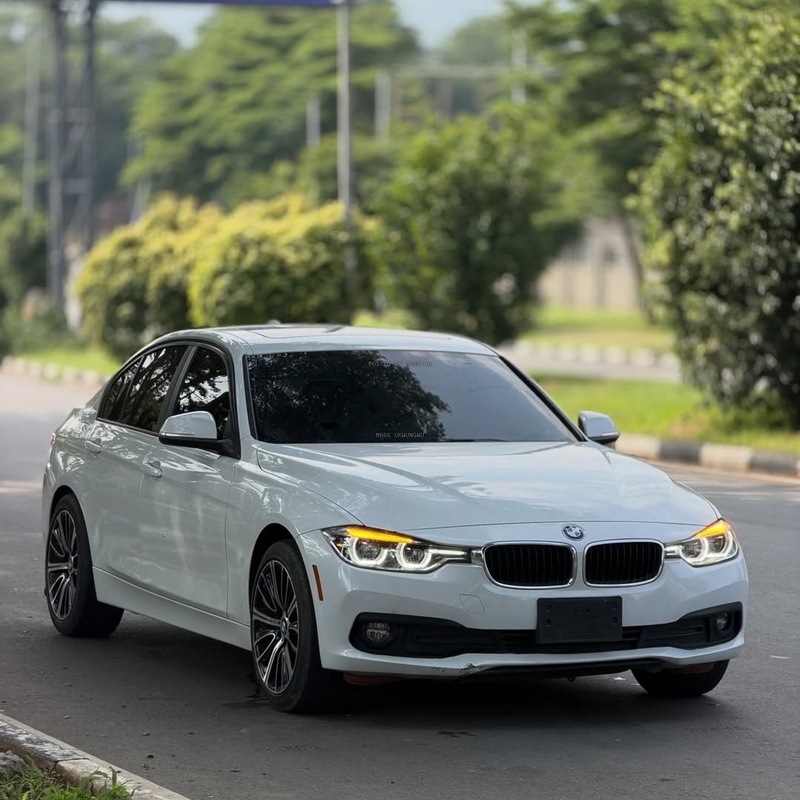Foreign Used BMW 320i 2019– Executive Comfort Sedan image