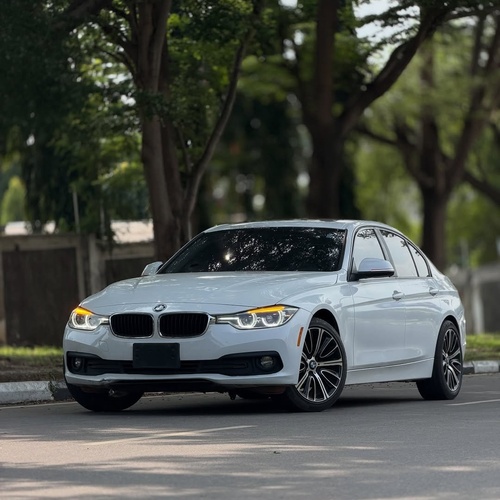 Foreign Used BMW 320i 2019– Executive Comfort Sedan