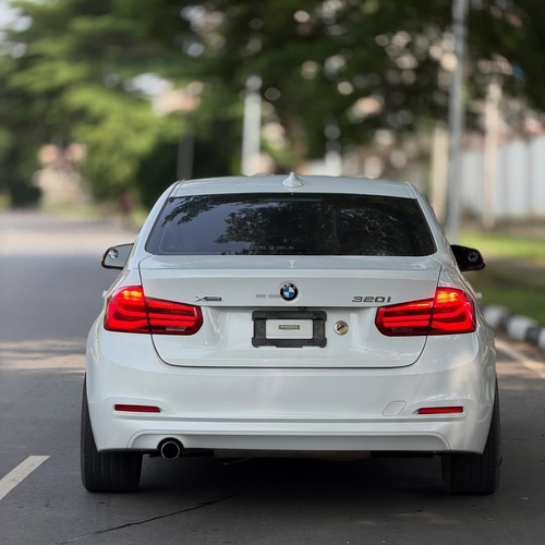 Foreign Used BMW 320i 2019– Executive Comfort Sedan