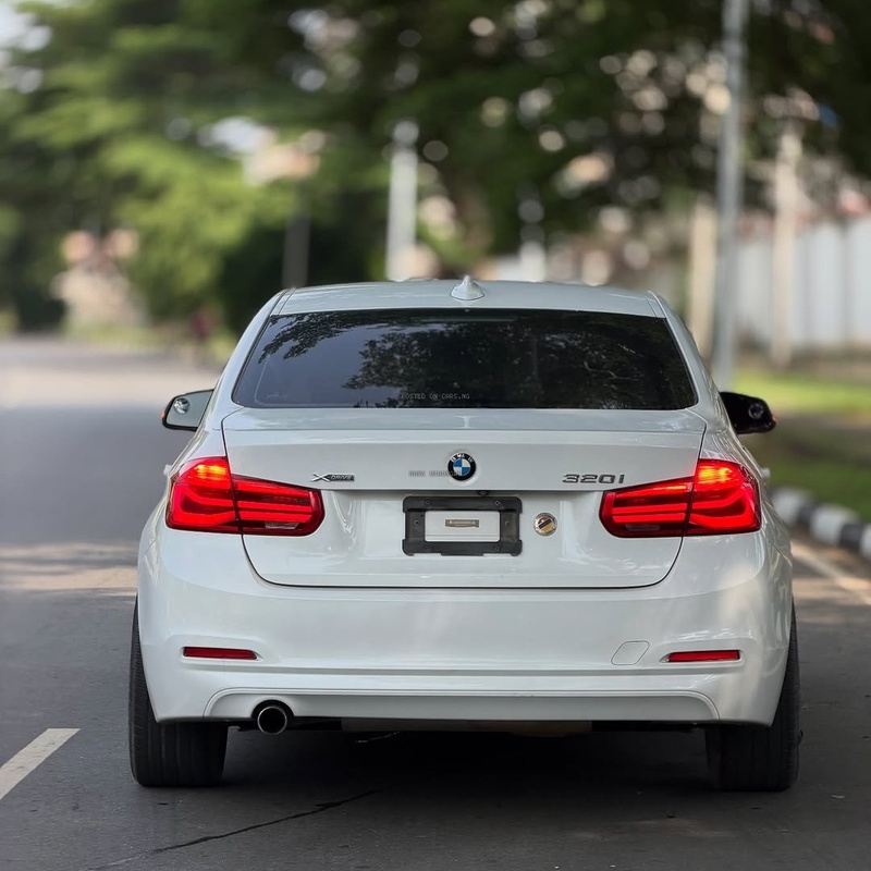 Foreign Used BMW 320i 2019– Executive Comfort Sedan image