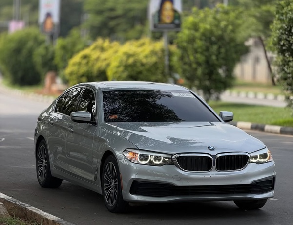 2019 BMW 530i – FOREIGN USED | EXECUTIVE LUXURY SEDAN