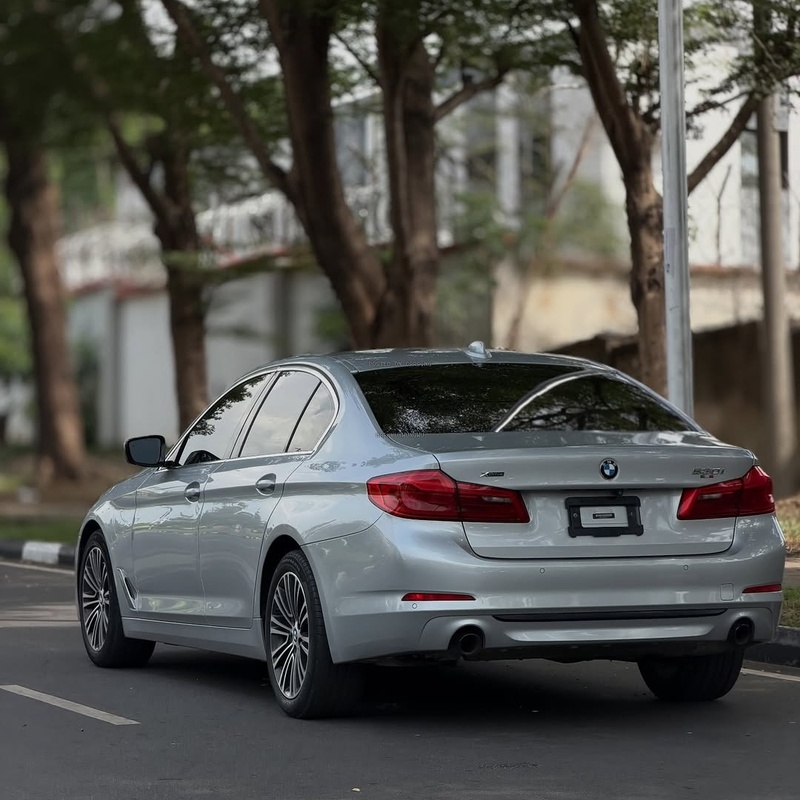 2019 BMW 530i – FOREIGN USED | EXECUTIVE LUXURY SEDAN image