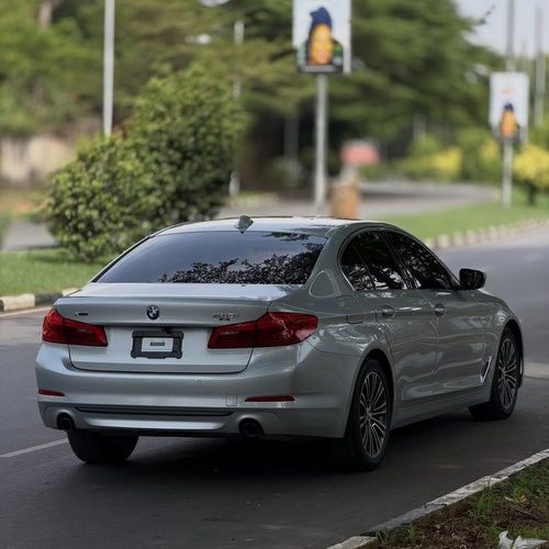 2019 BMW 530i – FOREIGN USED | EXECUTIVE LUXURY SEDAN