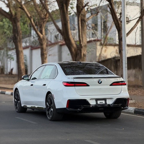 Foreign Used BMW 7 Series 2025 – Executive Luxury, Buy & Drive