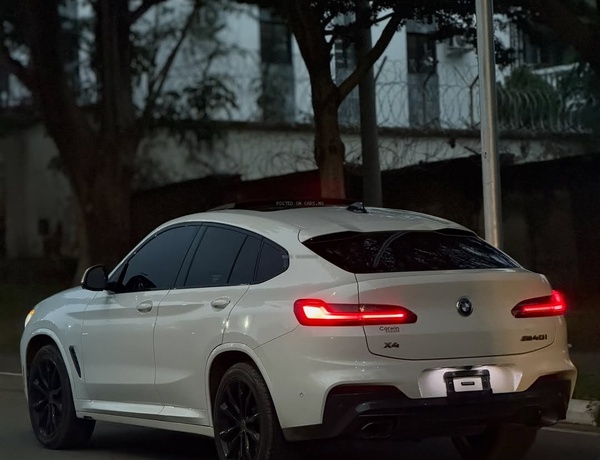 FOREIGN USED 2021 BMW X4 FOR SALE