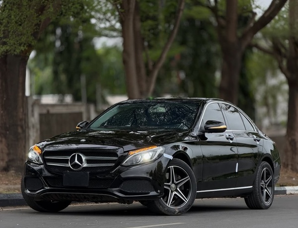 Foreign Used  Mercedes-Benz C300 2015– Clean Luxury Sedan | Buy & Drive