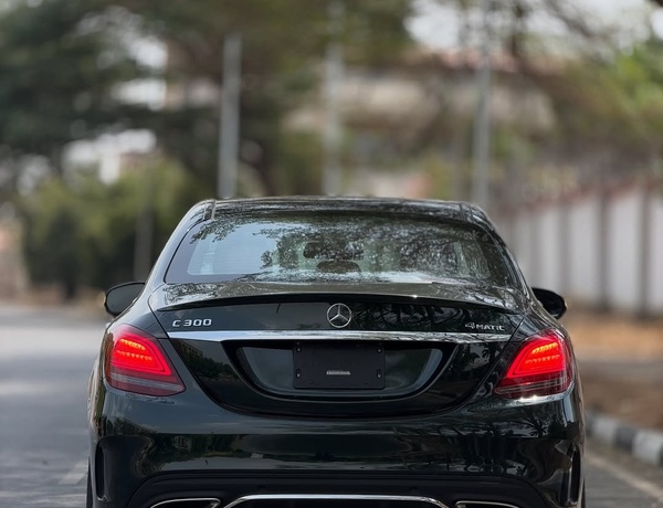 Foreign Used Mercedes Benz C300 2020 for Sale In Abuja