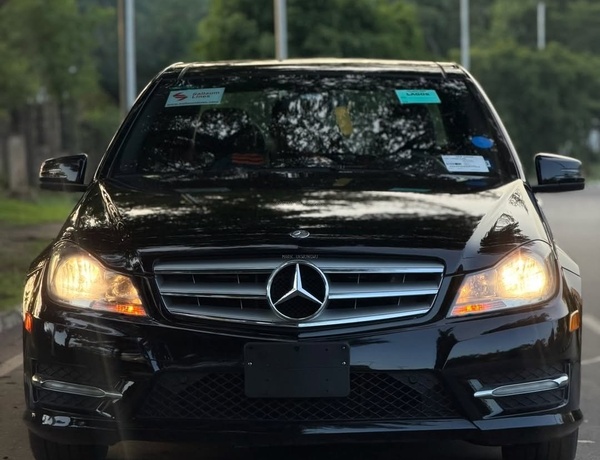 Foreign Used Mercedes Benz C300 2013 – Full Option Executive Sedan