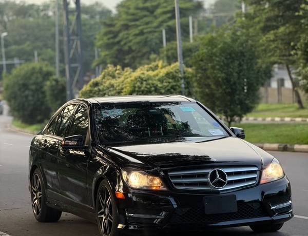Foreign Used Mercedes Benz C300 2013 – Full Option Executive Sedan