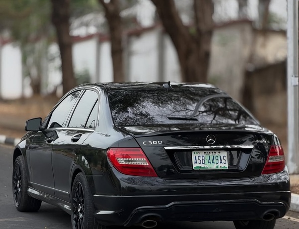 Foreign Used Mercedes-Benz C300 – 2013 for Sale in Abuja