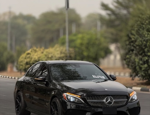 Foreign Used 2017 Mercedes Benz C43 AMG for Sale In Abuja
