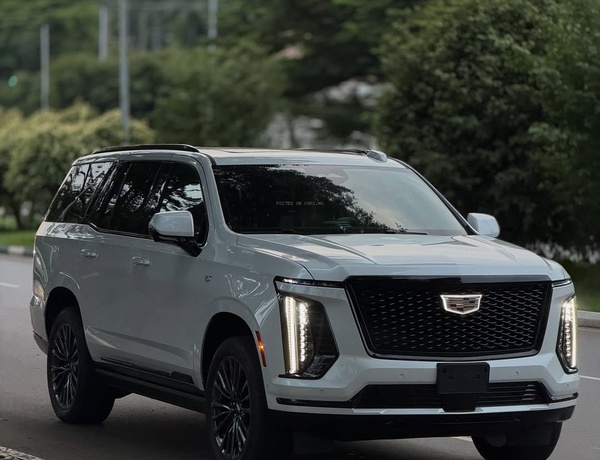 FOREIGN USED 2025 CADILLAC ESCALADE 600 FOR SALE
