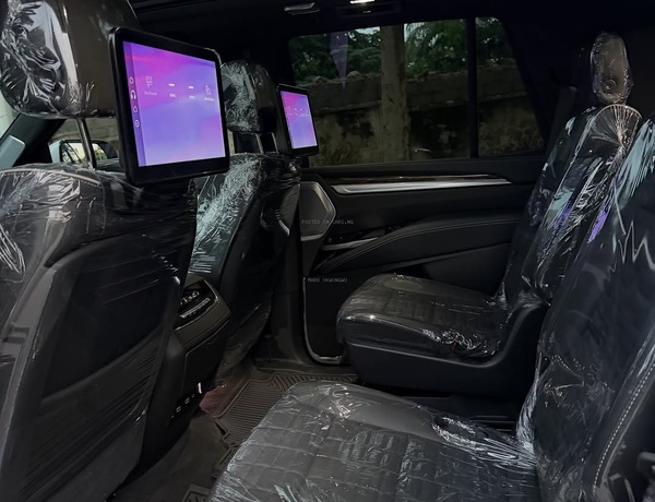 FOREIGN USED 2025 CADILLAC ESCALADE 600 FOR SALE