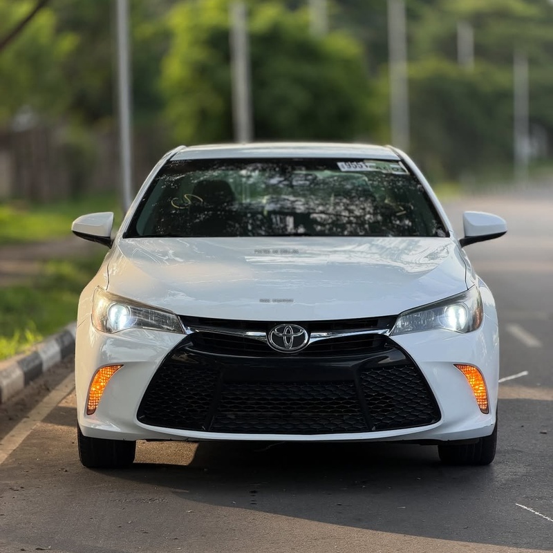 Foreign Used Toyota Camry SE 2017 – Durable & Daily Use Ready image
