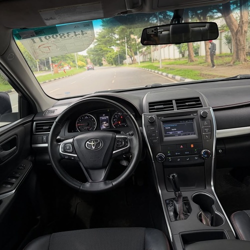 Foreign Used Toyota Camry SE 2017– Reliable & Affordable Sedan