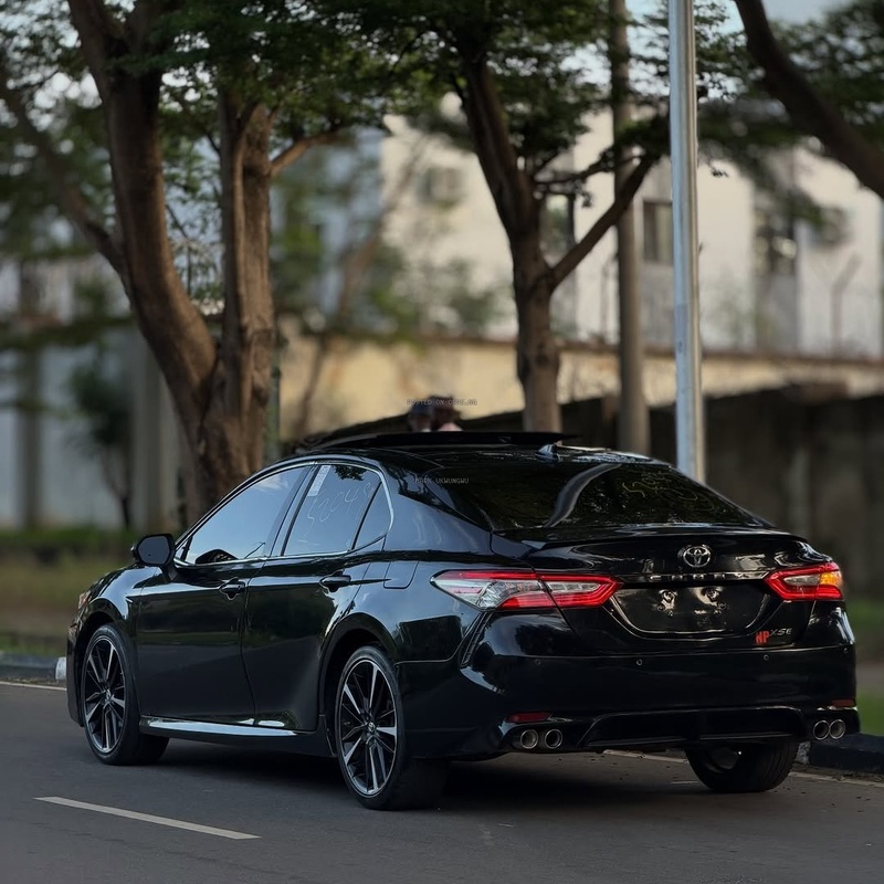 Foreign Used Toyota Camry XSE 2018– Buy & Drive No Issues image