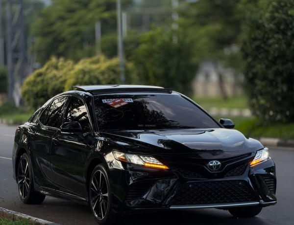 Foreign Used Toyota Camry XSE 2018– Buy & Drive No Issues