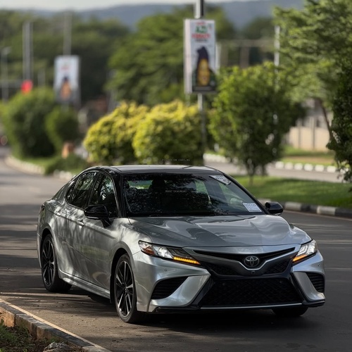 2018 TOYOTA CAMRY XSE – FOREIGN USED | PREMIUM SPORT LUXURY SEDAN