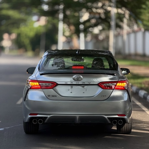 2018 TOYOTA CAMRY XSE – FOREIGN USED | PREMIUM SPORT LUXURY SEDAN