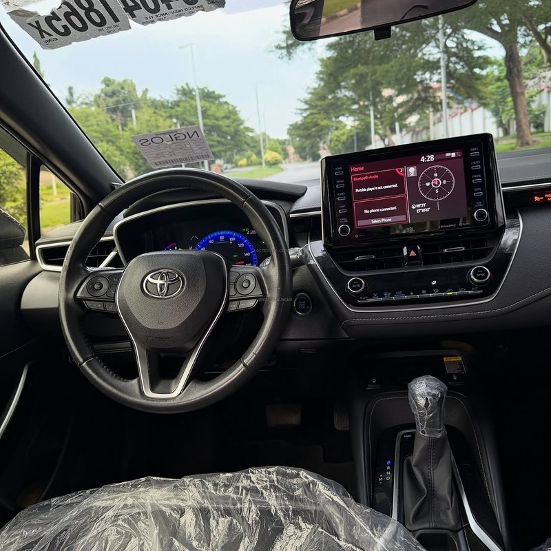 Foreign Used Toyota Corolla XSE Hatchback 2021 – Stylish & Reliable image