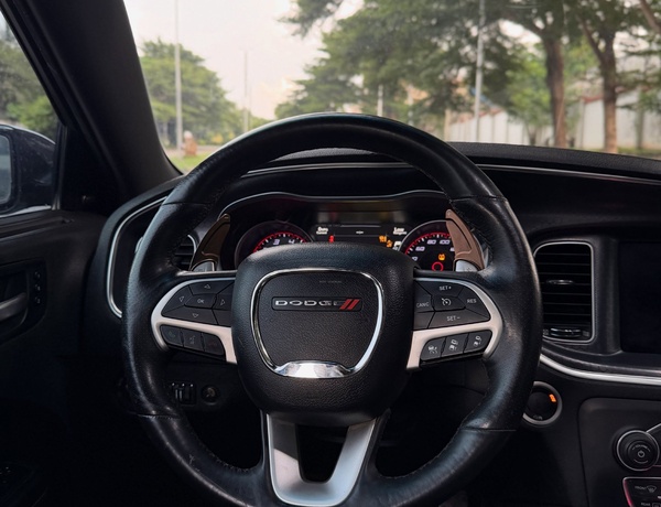 DODGE CHARG 2017 FOR SALE IN ABUJA