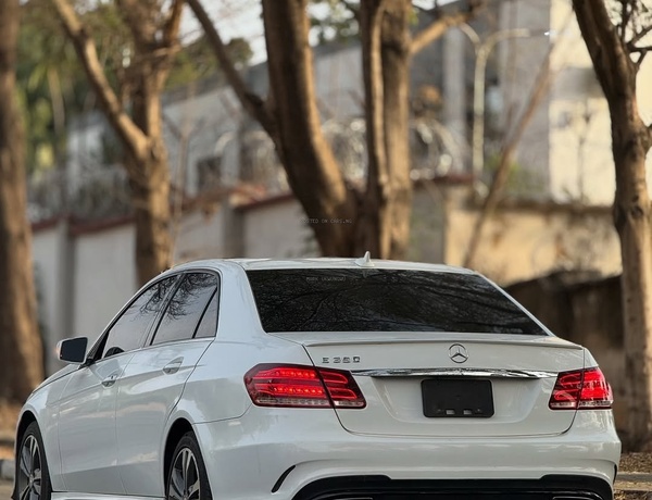Foreign Used Mercedes-Benz E350 2014 for Sale In Abuja