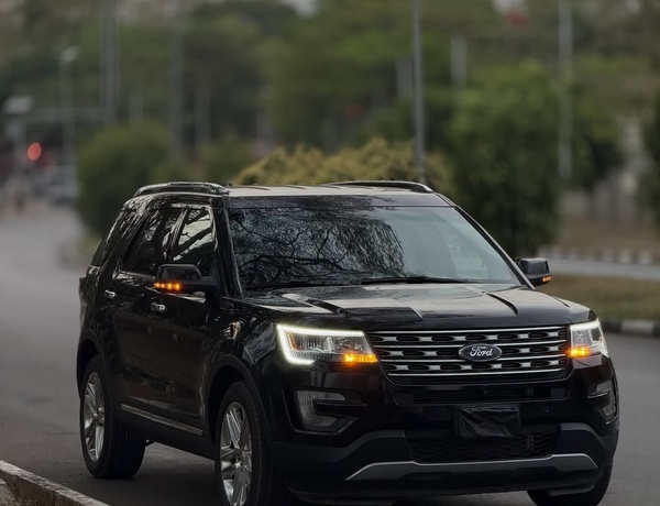 Foreign Used Ford Explorer 2015 – Clean SUV | Buy & Drive