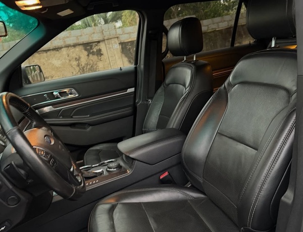 Foreign Used Ford Explorer 2015 – Clean SUV | Buy & Drive